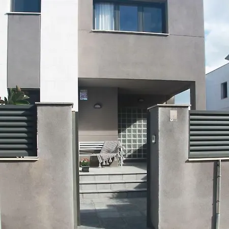 Holiday home Homing 27 *